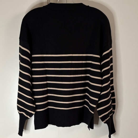 Amazon Set Black and Cream Striped Women's Sweater & Pants - Picture 7 of 9